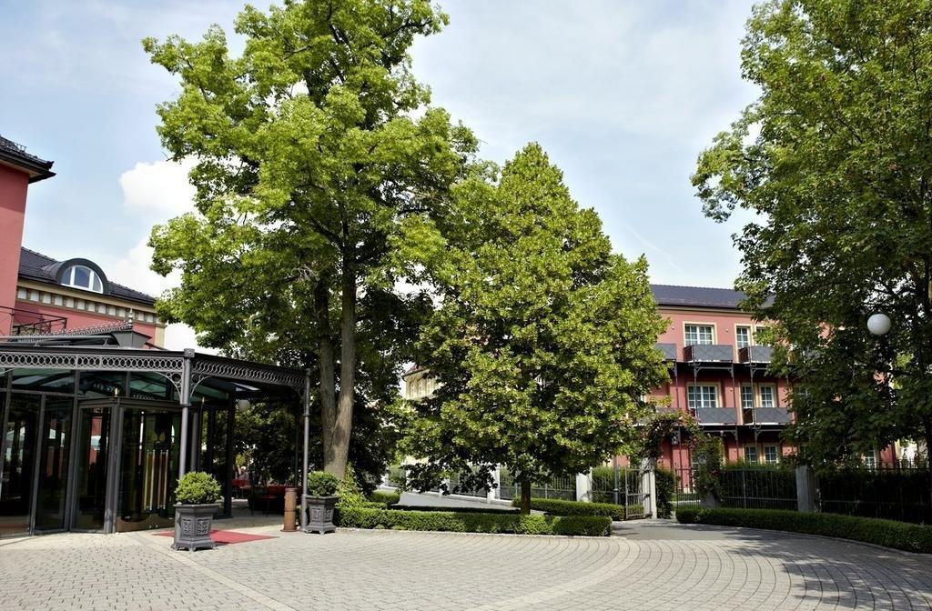 Allee Hotel Neustadt an der Aisch Exterior foto